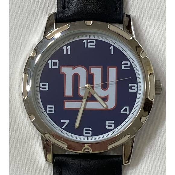 New York Giants Men's Wrecker Series Sports Watch w/Black Leather Brand - Picture 1 of 5